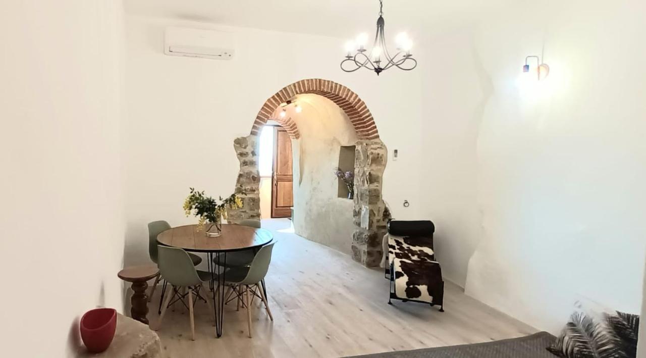 Casa Angolo Cantina Nel Castello Montegiovi 외부 사진